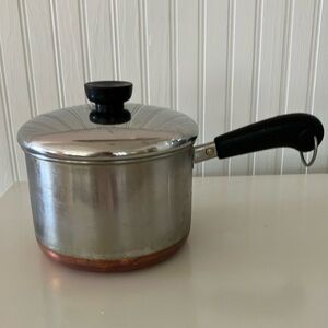 Revere Ware Stainless Steel 2 Quart Saucepan with Copper Bottom & Lid